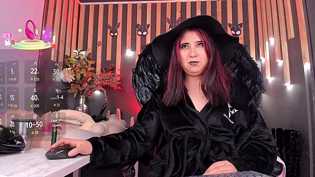 Snapshot of shaaroon_gold chatting on September 12, 2025, 8:42 pm shaaroon gold online show from September 12, 2025, 8:42 pm