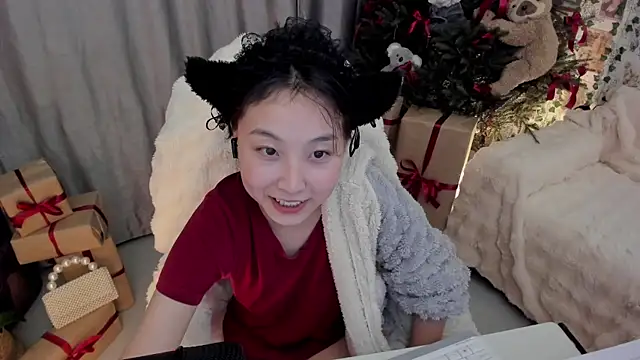 Minami 686 online show from December 17, 2024, 4:45 am