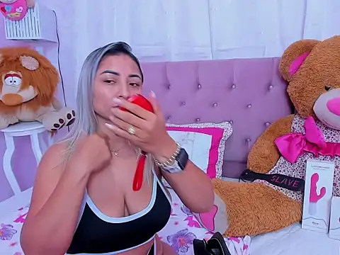 milf bigass  online show from June 4, 2026, 12:44 pm