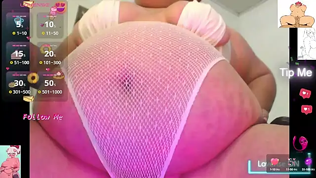 Snapshot of samy_belly32 chatting on February 25, 2025, 8:30 pm samy belly32 online show from February 25, 2025, 8:30 pm