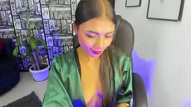 Snapshot of Lilithsabeth chatting on January 10, 2025, 11:50 pm Lilithsabeth online show from January 10, 2025, 11:50 pm