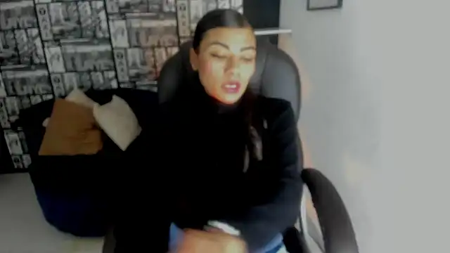 Snapshot of Lilithsabeth chatting on February 12, 2025, 2:56 am Lilithsabeth online show from February 12, 2025, 2:56 am