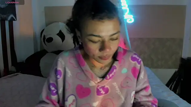 Lilithsabeth online show from November 5, 2025, 1:27 am