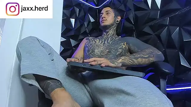 JAXXXONHERD online show from September 27, 2025, 11:21 pm