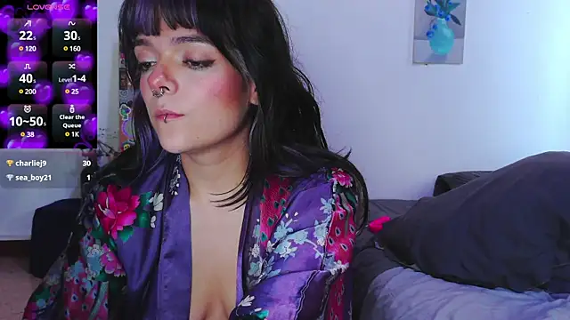 purple em69 online show from December 14, 2024, 1:49 pm