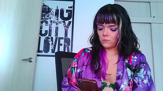 purple em69 online show from September 16, 2025, 5:25 pm