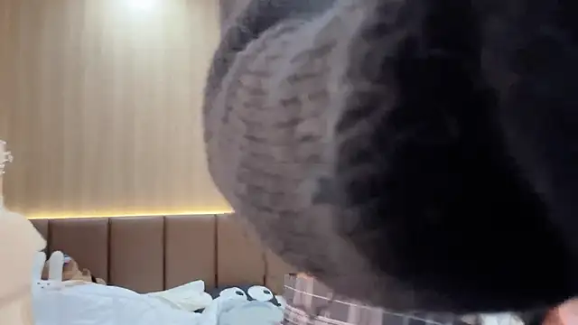 Jennie Spa online show from January 12, 2025, 3:14 pm