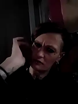 renegade vyxxen online show from November 20, 2025, 1:28 am