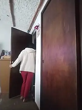 LucifernandaSw online show from February 18, 2025, 2:06 pm