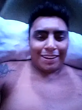 Snapshot of Leon_69ht chatting on May 8, 2026, 3:34 am Leon 69ht online show from May 8, 2026, 3:34 am