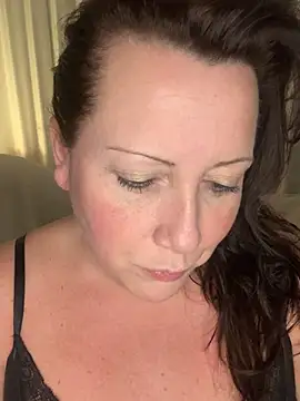 Snapshot of xsexycurvymilf chatting on February 17, 2025, 2:59 pm xsexycurvymilf online show from February 17, 2025, 2:59 pm