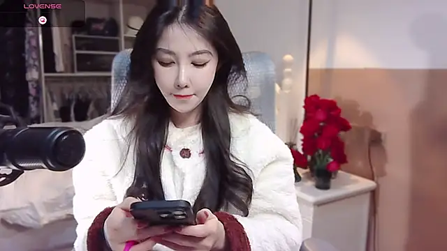 vyizh- online show from February 26, 2025, 3:10 am