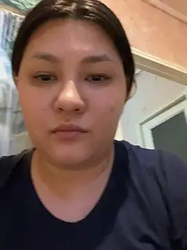Snapshot of Olivialili chatting on March 12, 2025, 6:00 pm Olivialili online show from March 12, 2025, 6:00 pm