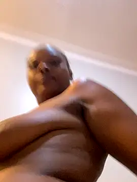 Dellah26 online show from November 8, 2025, 7:34 pm