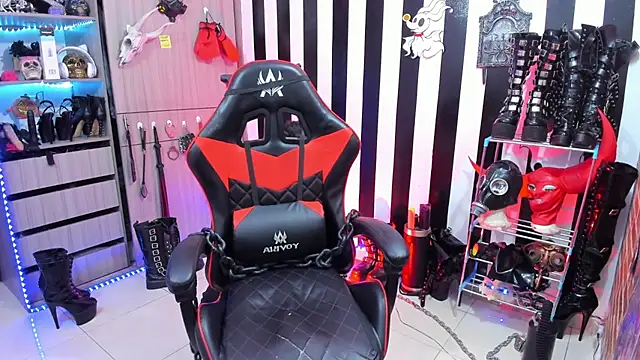 daven56 online show from October 16, 2025, 1:34 pm