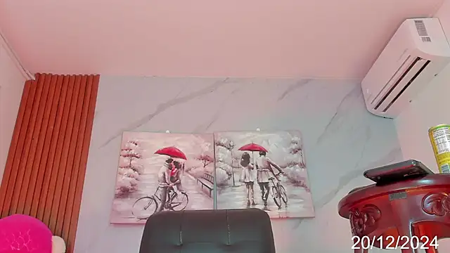 Karoline Marin online show from December 21, 2024, 9:25 pm