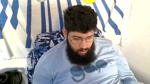 Snapshot of Luksmen chatting on July 5, 2026, 10:50 pm Luksmen online show from July 5, 2026, 10:50 pm