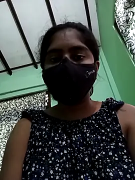 Kunchiii online show from May 26, 2026, 3:46 am