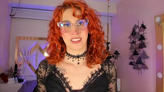 Juliana Saenzz online show from March 11, 2025, 12:28 pm