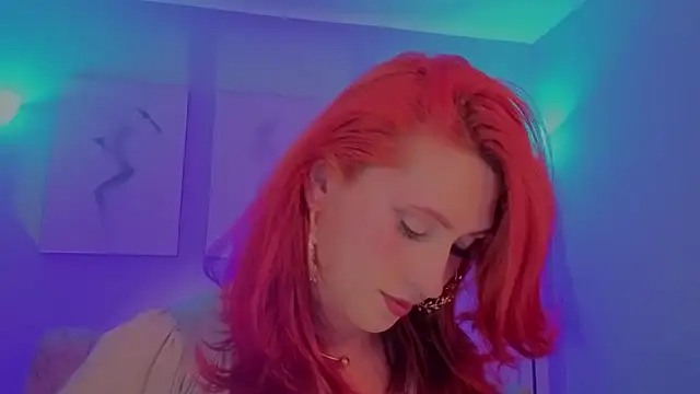 Juliana Saenzz online show from December 3, 2025, 12:51 am