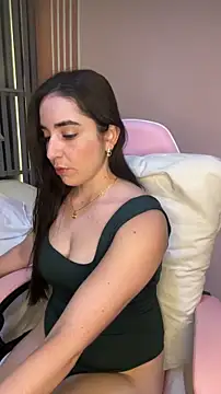 Victoria-And1 online show from November 5, 2025, 1:27 am