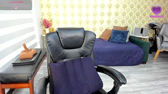 Snapshot of _angelina_class_7 chatting on June 16, 2026, 1:14 pm angelina class 7 online show from June 16, 2026, 1:14 pm