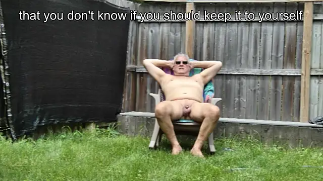 Snapshot of ButtCrackShowing-OOPS chatting on July 7, 2026, 7:18 pm ButtCrackShowing-OOPS online show from July 7, 2026, 7:18 pm