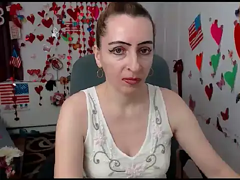 Snapshot of EvelynAngell chatting on March 3, 2025, 6:59 am EvelynAngell online show from March 3, 2025, 6:59 am
