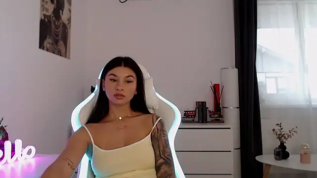 Simply the best online show from September 23, 2025, 4:10 pm