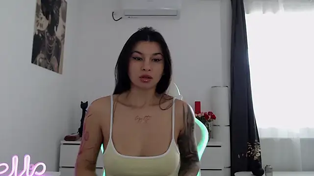 Simply the best online show from October 24, 2025, 10:33 am