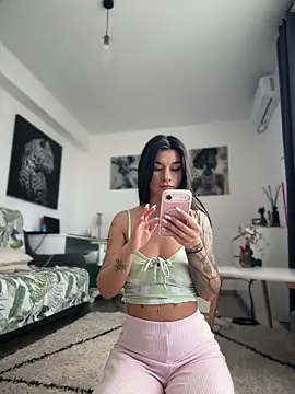 Simply the best online show from April 24, 2026, 1:57 pm