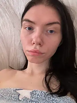 Lisaaa Alisa online show from March 7, 2025, 9:29 am