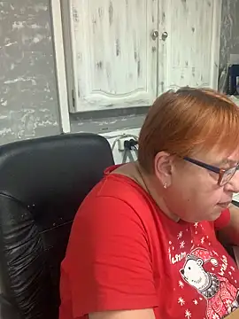 Klio5678 online show from April 13, 2026, 8:03 pm