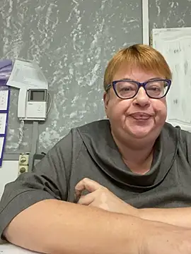 Klio5678 online show from July 18, 2026, 12:20 pm