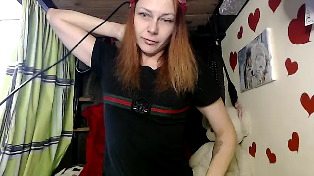 Snapshot of HarleyQuinn_69 chatting on October 19, 2025, 11:33 am HarleyQuinn 69 online show from October 19, 2025, 11:33 am