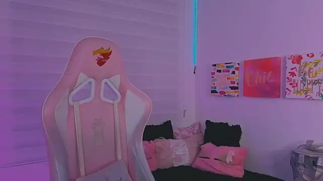 Snapshot of Sara__Ramirez chatting on September 23, 2025, 2:47 am Sara  Ramirez online show from September 23, 2025, 2:47 am