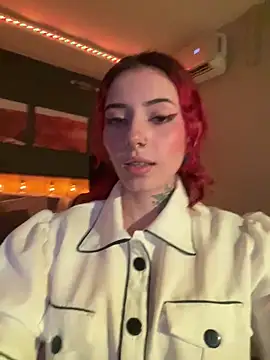 LiliJones  online show from January 13, 2025, 9:20 pm