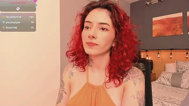 LiliJones  online show from January 17, 2025, 8:44 pm