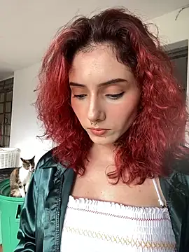 LiliJones  online show from January 31, 2025, 4:17 pm