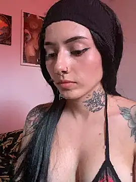 LiliJones  online show from March 1, 2025, 7:59 pm