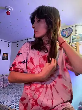 LiliJones  online show from February 8, 2026, 3:48 pm