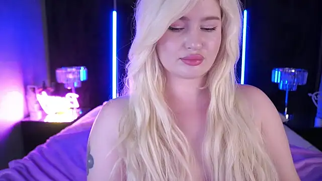 CocoSecretss online show from December 9, 2024, 10:54 am