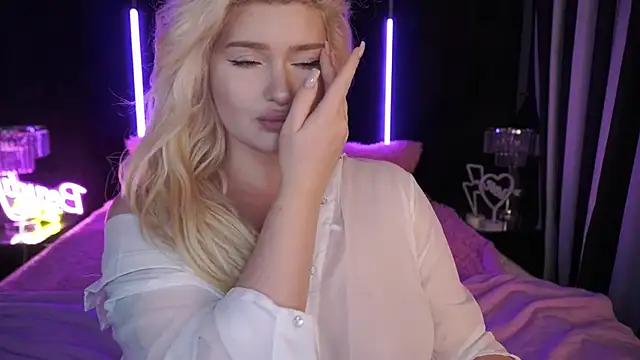 CocoSecretss online show from March 3, 2025, 6:59 am