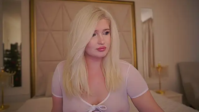 Snapshot of CocoSecretss chatting on January 15, 2026, 2:21 pm CocoSecretss online show from January 15, 2026, 2:21 pm