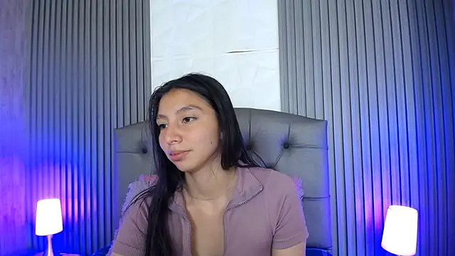 Snapshot of kendall_saenz chatting on December 14, 2024, 1:38 pm kendall saenz online show from December 14, 2024, 1:38 pm
