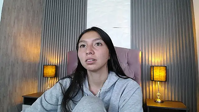 Snapshot of kendall_saenz chatting on March 5, 2025, 7:49 pm kendall saenz online show from March 5, 2025, 7:49 pm