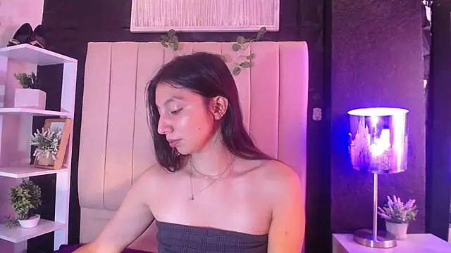 Snapshot of kendall_saenz chatting on September 12, 2025, 2:17 pm kendall saenz online show from September 12, 2025, 2:17 pm