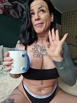 EmilyDiazofficial online show from December 14, 2025, 11:04 am