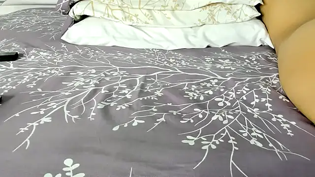 maybelline69 online show from September 23, 2025, 10:02 pm