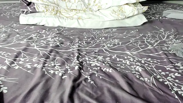 maybelline69 online show from February 5, 2026, 8:02 pm